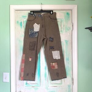 🌵POL Boutique Army Green Cargo Style Distressed Patchwork Bohemian Pants M🌵